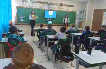 Cresol Integração leva educação financeira a mais de 10 mil pessoas durante a Semana Nacional de Educação Financeira
